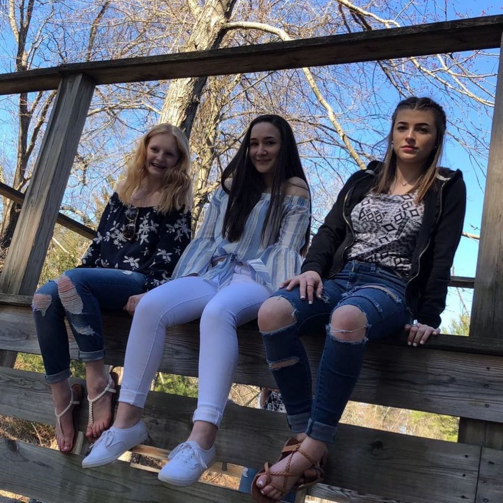 Meet your Posher, Emma